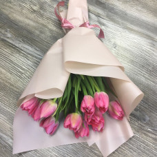 Букет из 11 нежно-розовых тюльпанов